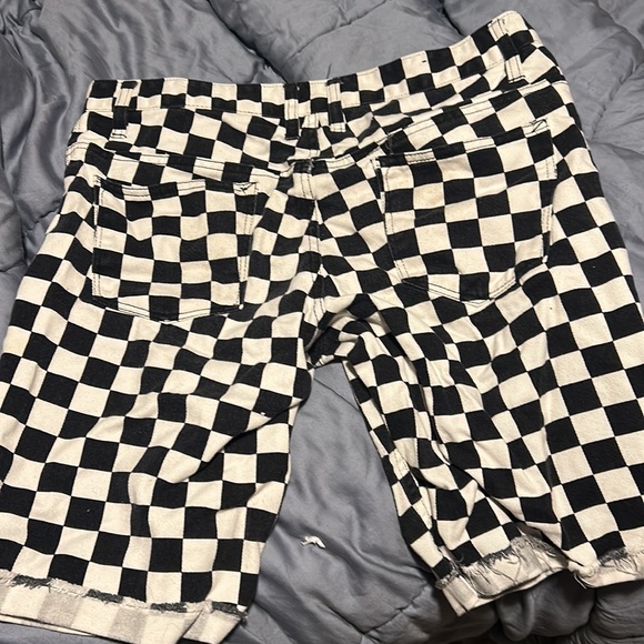 Checkered shorts - Picture 3 of 4
